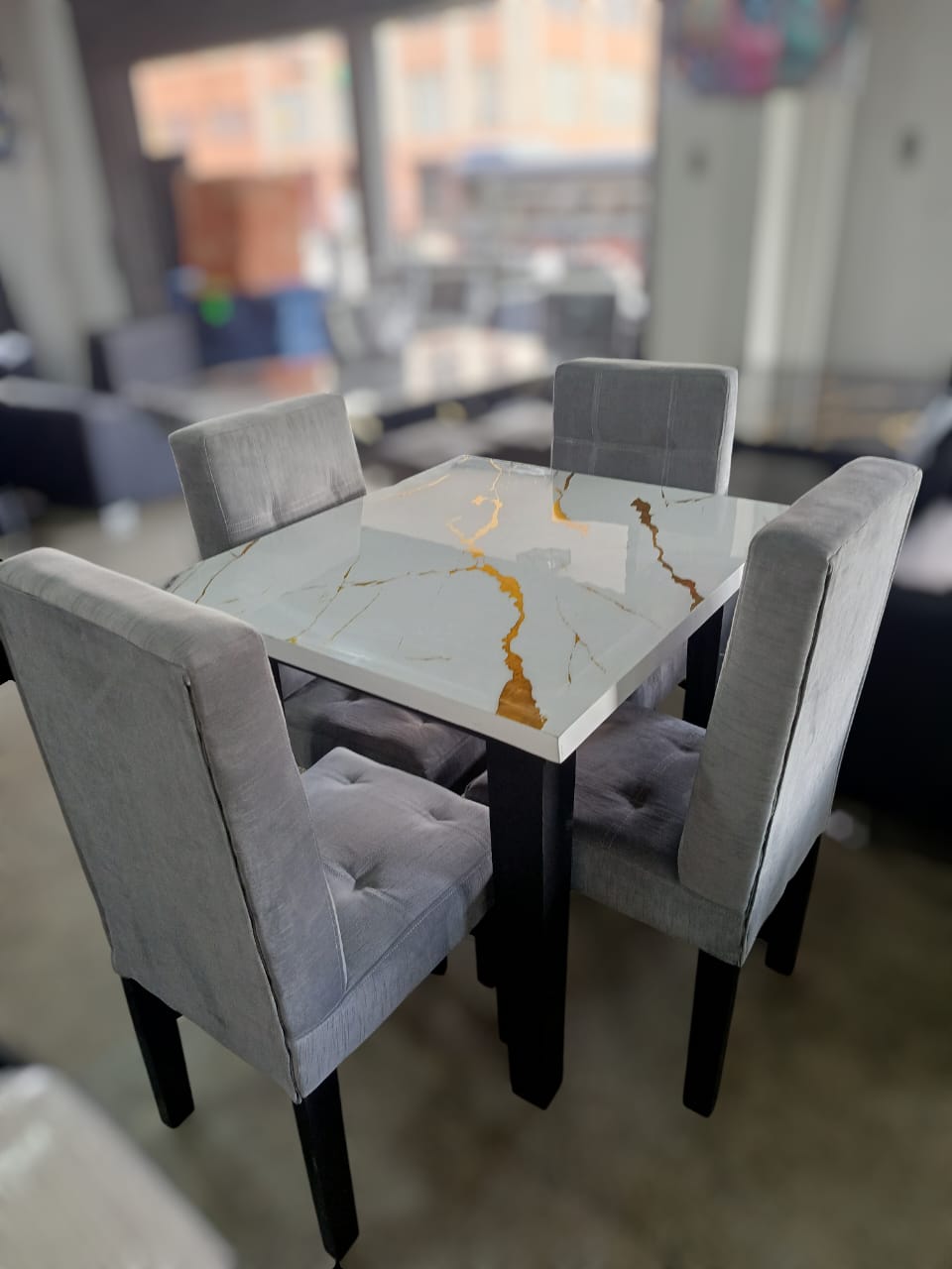 Comedor tipo marmol 4 sillas
